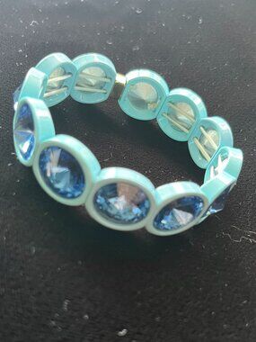 Plunder Crystal Gem Stretch bracelet in Light Blue
